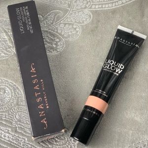 Anastasia Beverly Hills Liquid Glow shade Oyster